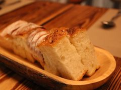 餐前面包-Mercato莫卡多露台餐厅与酒吧(K11店)