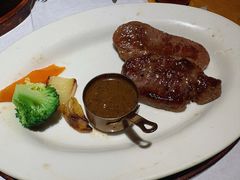 原切招牌谷饲安格斯西冷-斗牛士牛排(南京东路店)