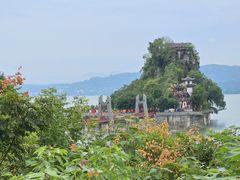 -石宝寨