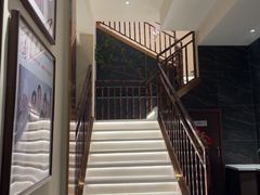 -高玛纳驴肉火烧(一世界店)