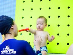 -龙格亲子游泳俱乐部(泊富中心)