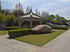 -上海市龙华烈士陵园