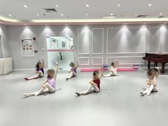 -芭芭拉舞蹈·星星演说家(珠江新城校区)