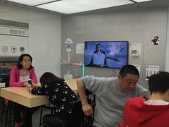 -华为授权体验店(万航渡路)