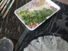 -官塘鱻鱻鱼生·潮汕生腌·砂锅粥(西马路总店)
