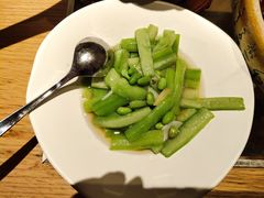 青豆烩丝瓜-滋色臻选川菜(北京坊旗舰店)