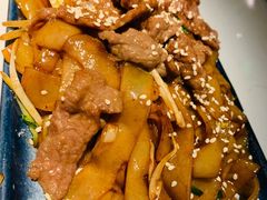 干炒牛肉河粉-避风塘·老港味餐厅(虹口龙之梦店)