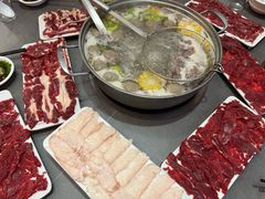 -官塘陈记鱼生·潮汕砂锅粥·牛肉火锅(潮枫路总店)