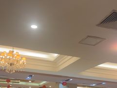 -御满江海鲜酒家(洛溪新城店)