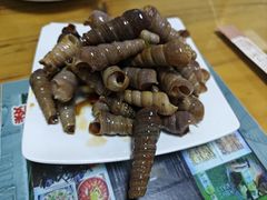 -亨利烧烤(理想山店)