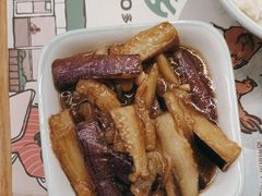 -老乡鸡(上海白玉兰广场店)
