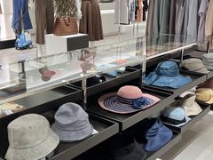 -王府井奥莱临潼小镇(临潼店)