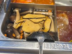 -海底捞火锅(威高广场店)