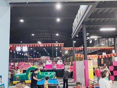 -嘿哟动霸CHUA·新潮玩运动娱乐中心·蹦床滑冰团建乐园
