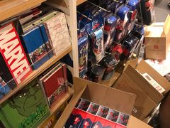 -名创优品(江南新地店)