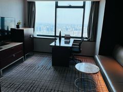 -上海龙之梦万丽酒店