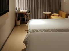 -锦江之星(广州海珠江泰路地铁站店)