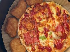 必胜硬核肉多多比萨酥松卷边普装-必胜客(威高广场店)