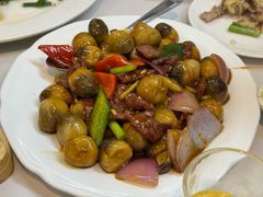 草菇炒牛肉-文记壹心鸡(宝华路店)