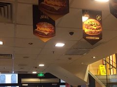 麦辣鸡腿堡鸡翅餐-麦当劳(斜土路2号店)