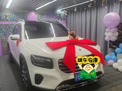 -上海星瀚奔驰4S店(红柳路店)