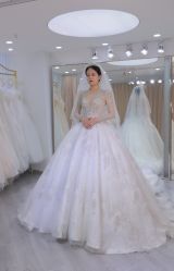 -台湾蔡美月婚纱租赁