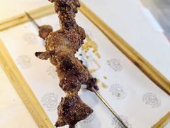 金牌羊肉串-鸣记脆皮烤鱼·海鲜烤鱼(三八广场店)