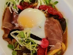 62度温泉蛋配帕尔马火腿-塞纳河法国餐厅(意式风情街店)