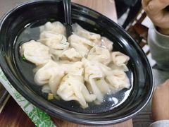 鲜肉小馄饨-赵宝美煎包店