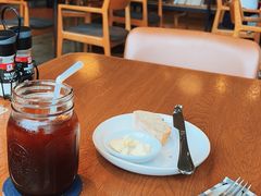 -ROAST coffee & eatery