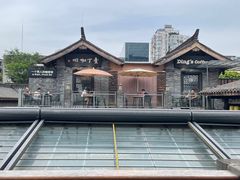 -星巴克臻选(成都宽窄巷子店)