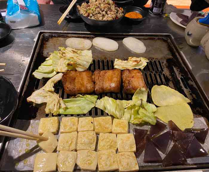 坨坨肉烧烤-"小河万科附近吃的是真的多,跟小伙伴商量就.