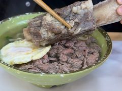 吊龙面-雪花龙吊龙牛肉面(三山街店)
