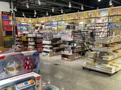 -雨丝书店(综合商业楼店)