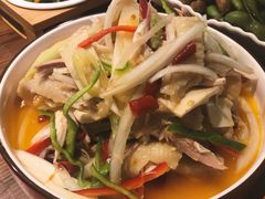 新疆椒麻鸡-疆山别院烧烤·新疆菜(铁路局店)