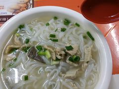 -泰龙城小吃街
