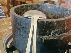 -鲁朗纳麦石锅鸡庄园