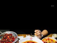 -叶派龙虾•招牌香辣蟹·海鲜(中海国际店)