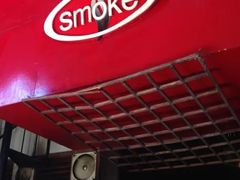 -Smoke resto