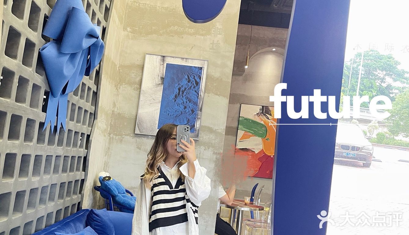 东莞探店｜东城克莱因蓝工业风咖啡厅～