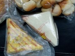 -华荣西饼屋(北关店)