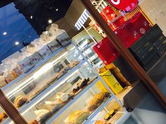 面包甜点陈列柜-85度C(生甜甜圈研究工坊·上海平凉店)
