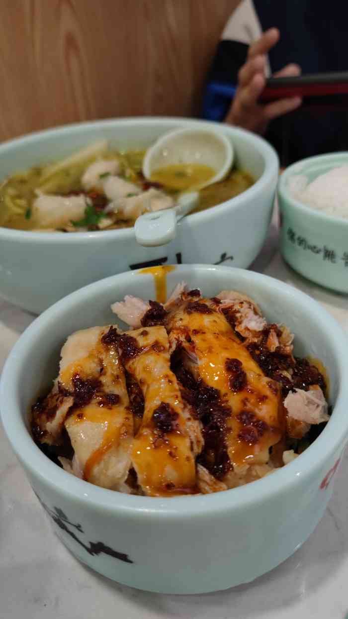 你的心跳酸菜小鱼(深圳上梅林连城新天地店)-"住卓悦汇附近,每次地铁