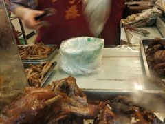 -王浩儿纪六孃甜皮鸭(乐山总店)