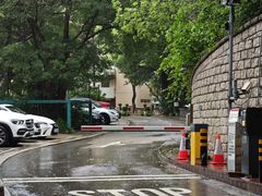 -香港大学