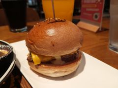 -HUZI虎滋精酿餐吧(京西大悦城店)