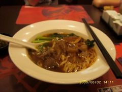 -康师傅私房牛肉面(马泉营奥莱店)