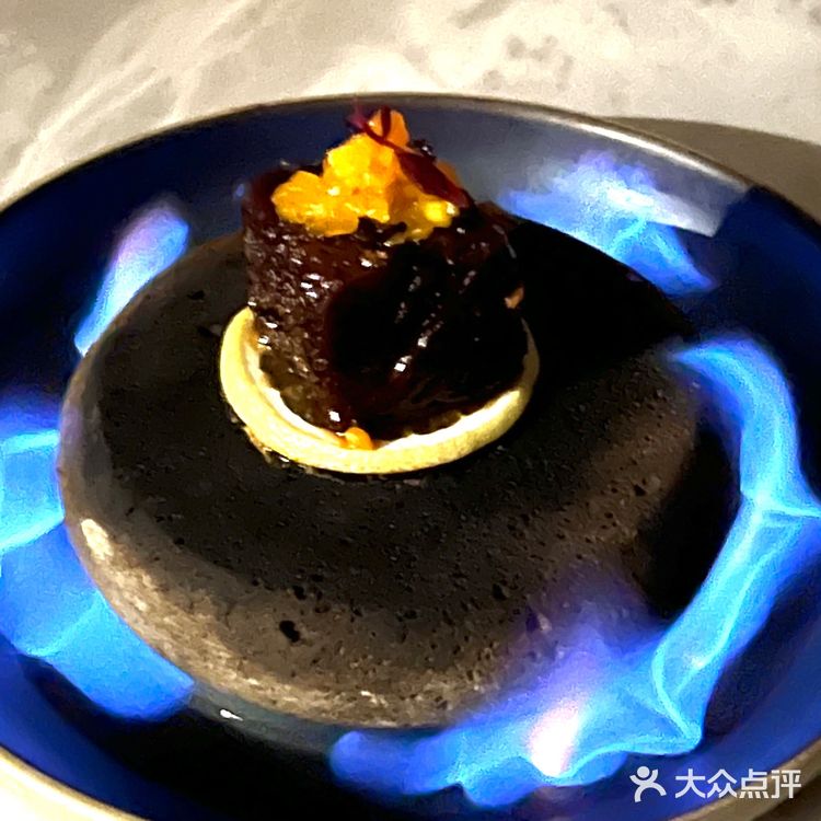 茅台火焰雪花牛肉!好吃到不想家!