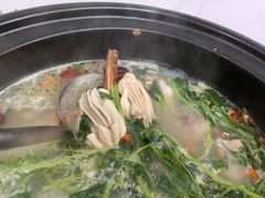 -花苑美食横琴生蚝火锅(拱北粤华路店)