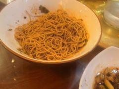 -郑东靓靓虾馆·金牌油焖大虾(天泽街店)